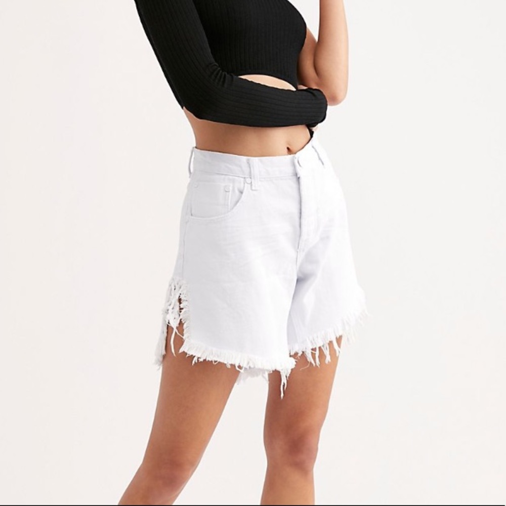 OneTeaspoon Frankies Cutoff Shorts (High rise)